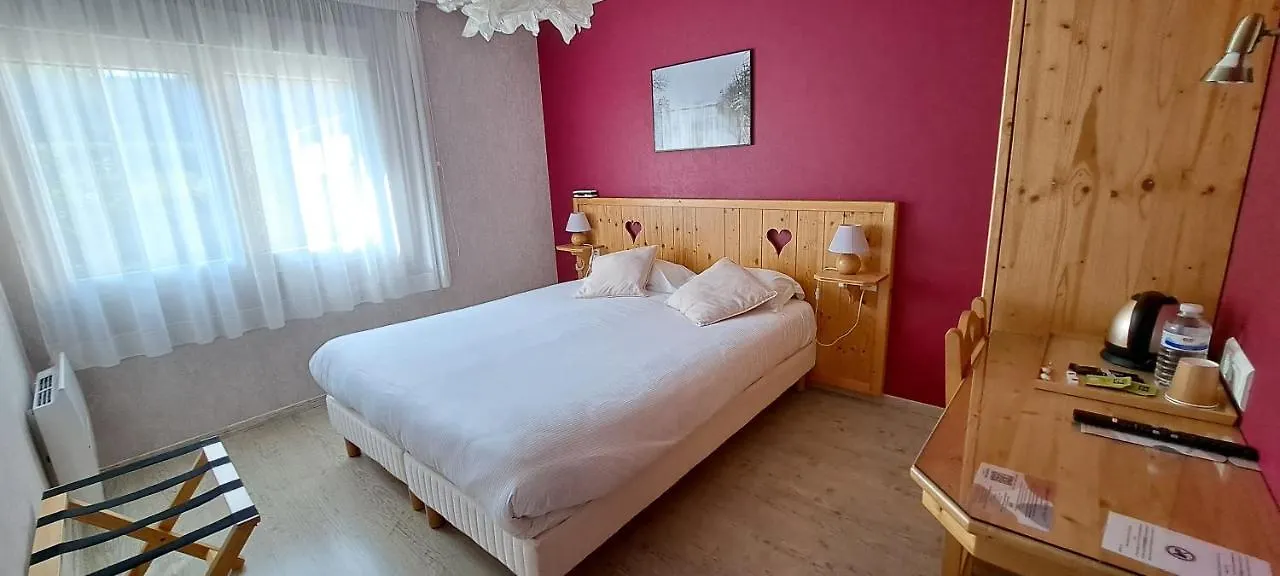 Alti'Pic Hotel Le Mont-Dore 2*,  France