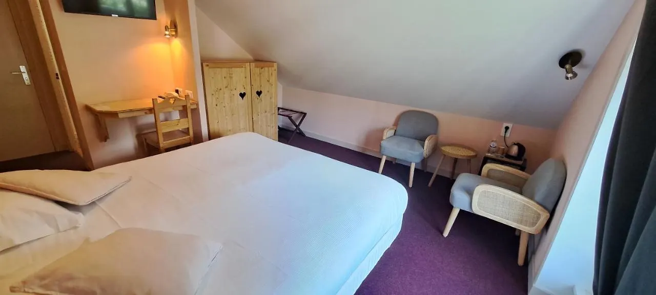 Alti'Pic Hotel Le Mont-Dore 2*,  France